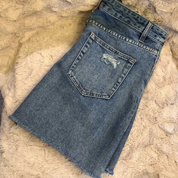 Gently Worn Women’s size medium, Jean skirt - Picture 2 of 5